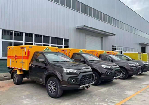 乌拉特中爆破器材运输车-保障安全与效率的关键